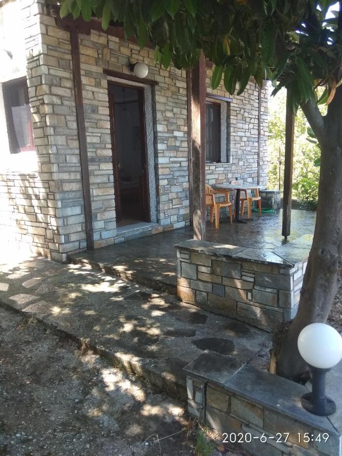 Zoe Apartman Áyios Dhimítrios Kültér fotó